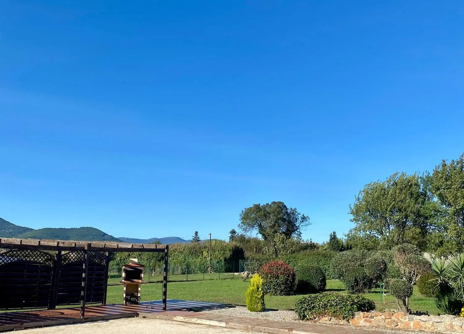 Le Micocoulier Apartment La Crau