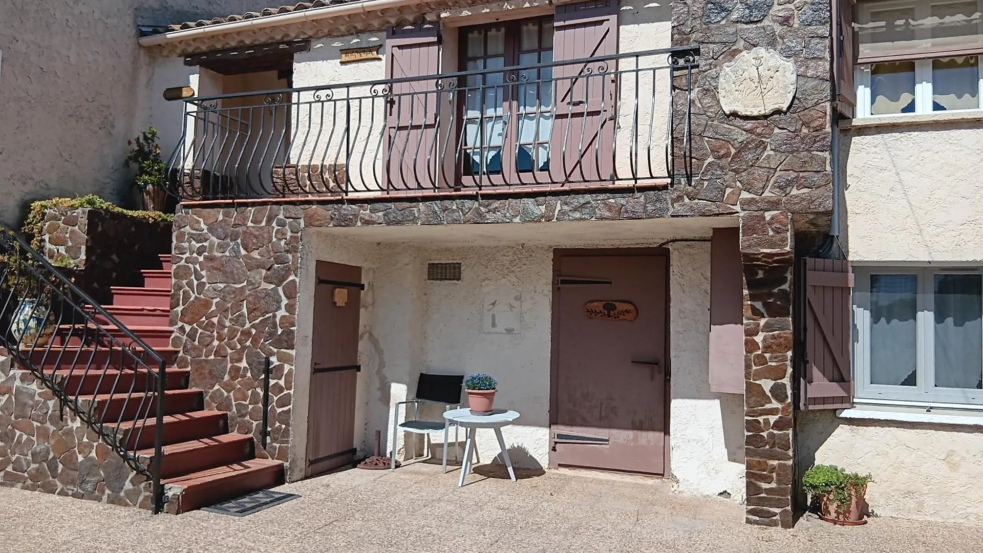 Le Micocoulier Apartment La Crau